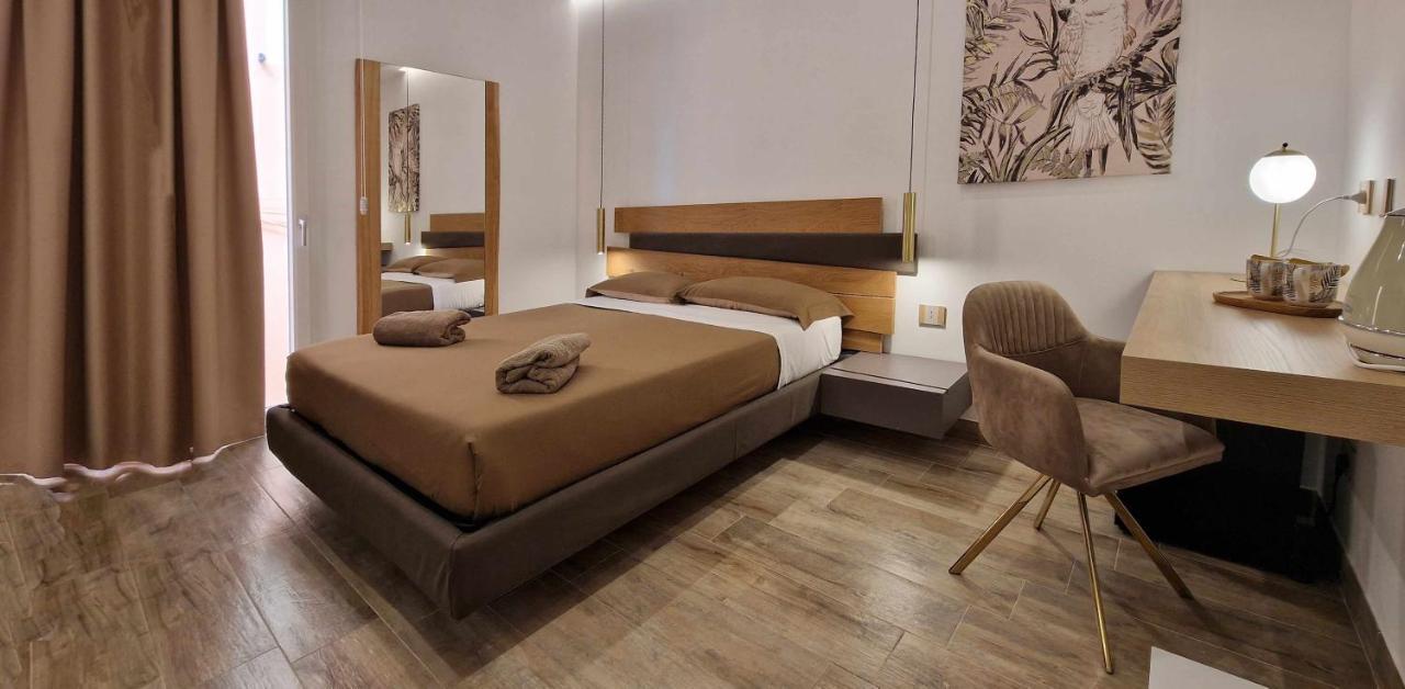 Deluxe King Room,1613751912:JPEG