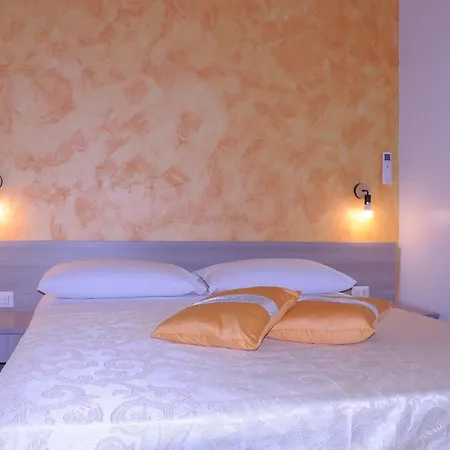 La Fenice-2
